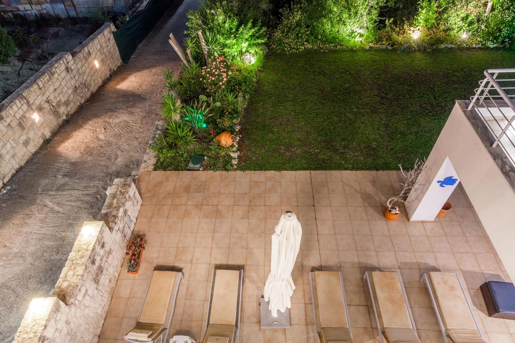 Whiteblue Spa Villa, By Idealstay Experience Heraklion Exteriör bild