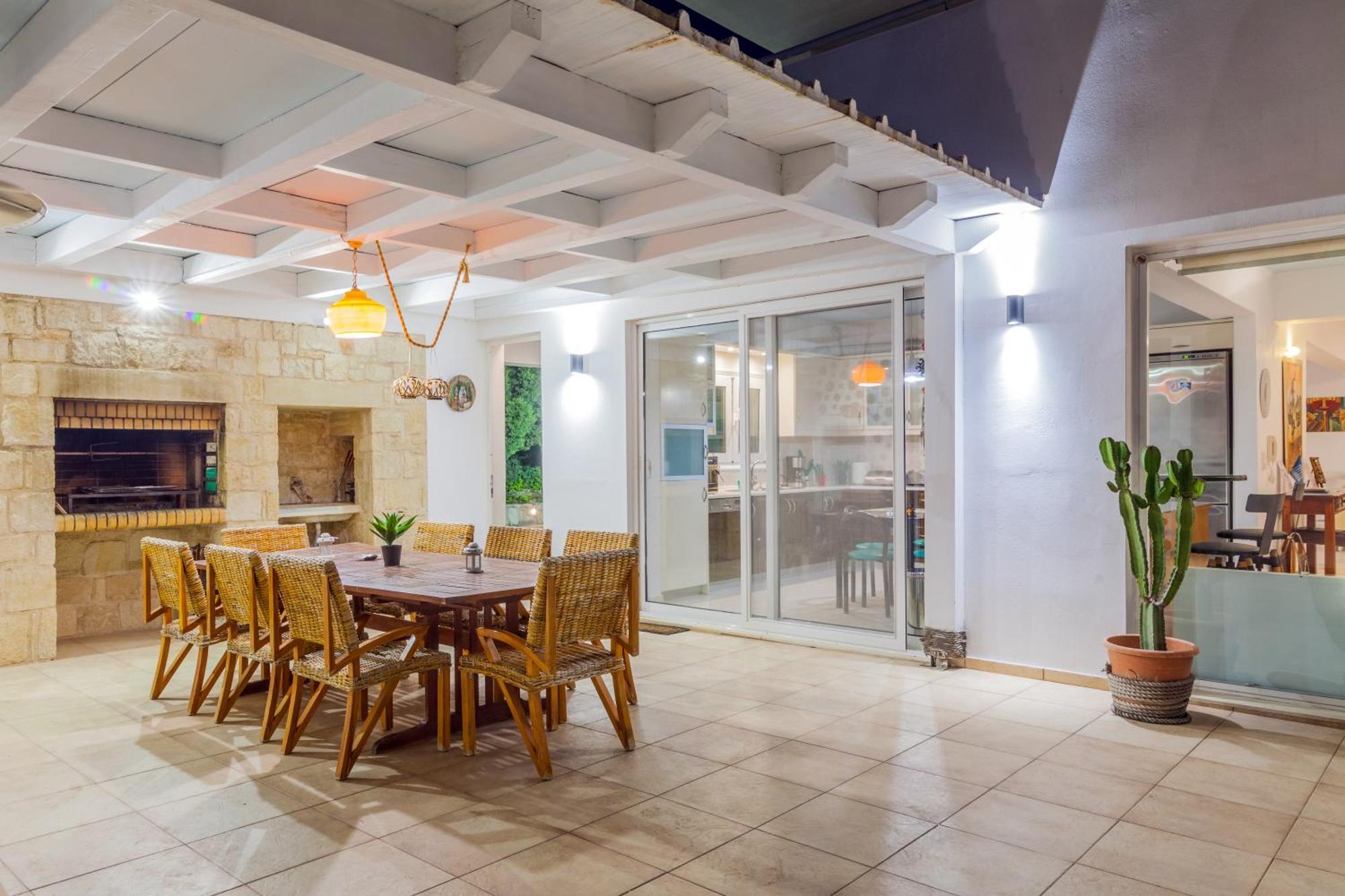 Whiteblue Spa Villa, By Idealstay Experience Heraklion Exteriör bild